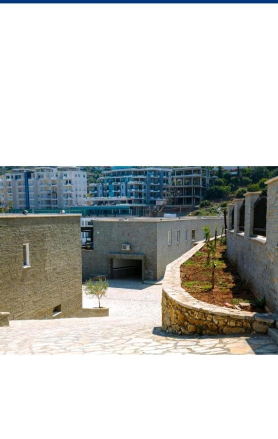 Villa Amos At Aquamarine Residence Vlorë Екстериор снимка