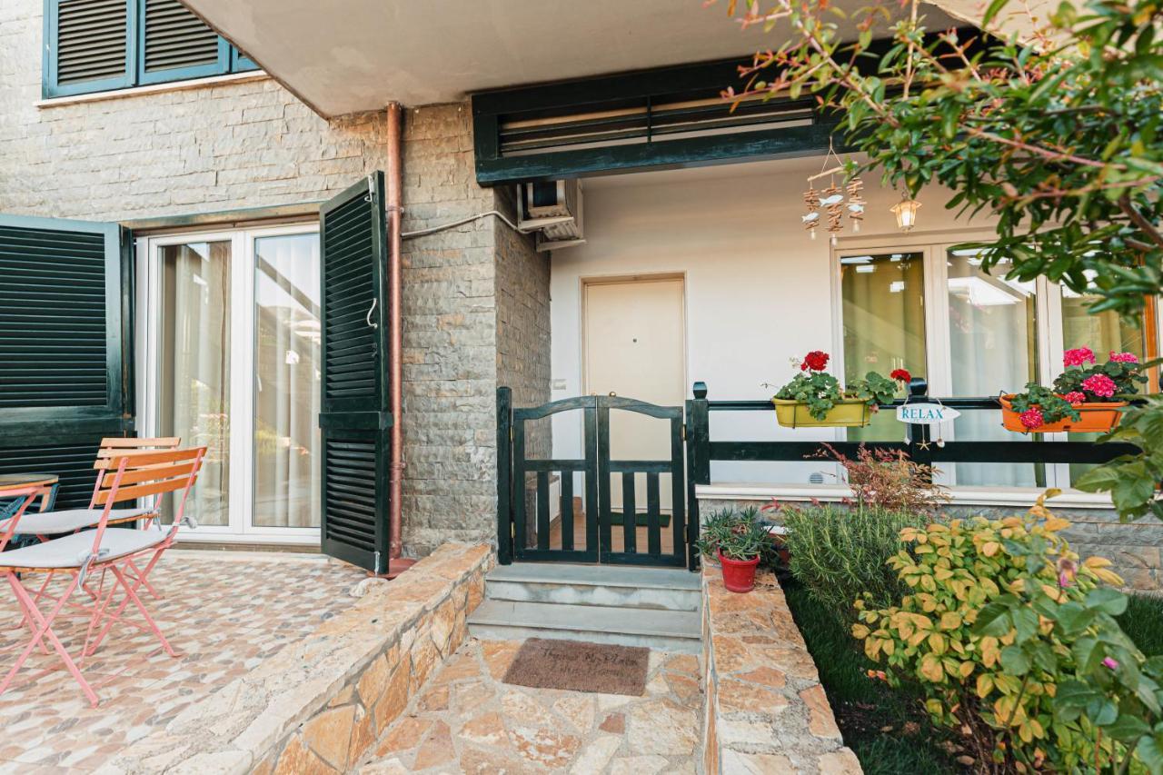 Villa Amos At Aquamarine Residence Vlorë Екстериор снимка