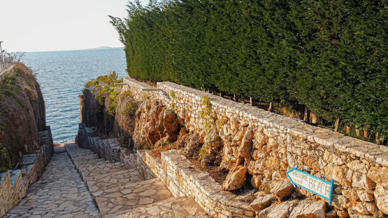 Villa Amos At Aquamarine Residence Vlorë Екстериор снимка