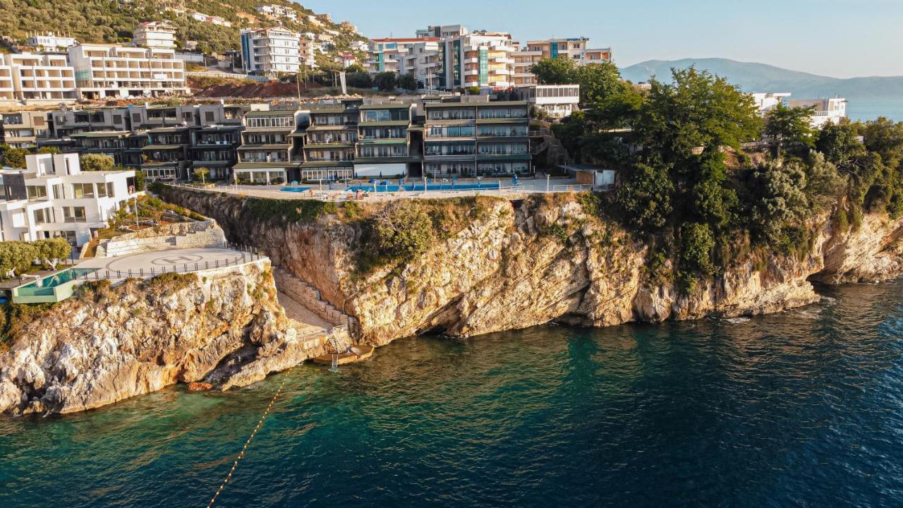 Villa Amos At Aquamarine Residence Vlorë Екстериор снимка