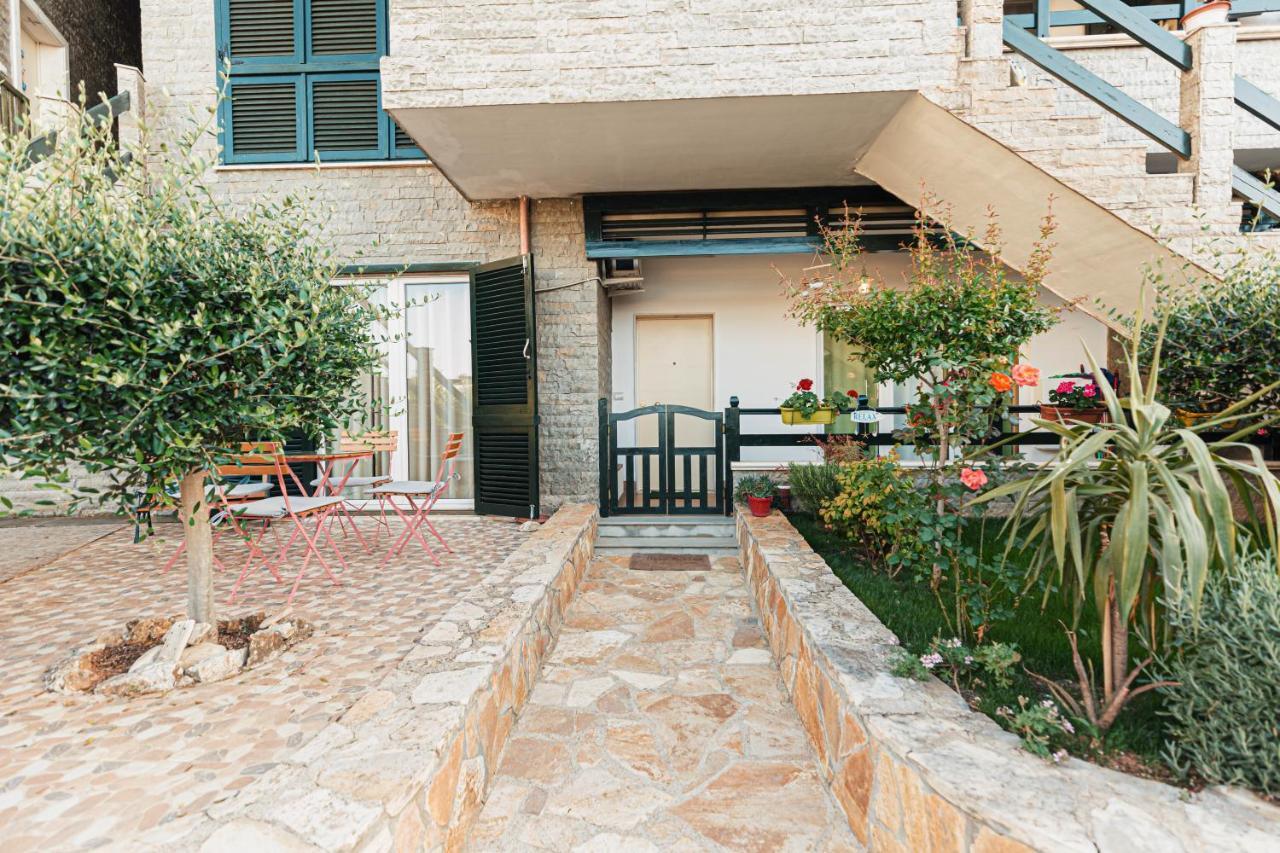 Villa Amos At Aquamarine Residence Vlorë Екстериор снимка