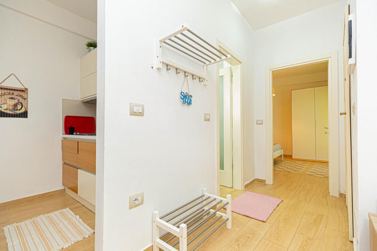 Villa Amos At Aquamarine Residence Vlorë Екстериор снимка